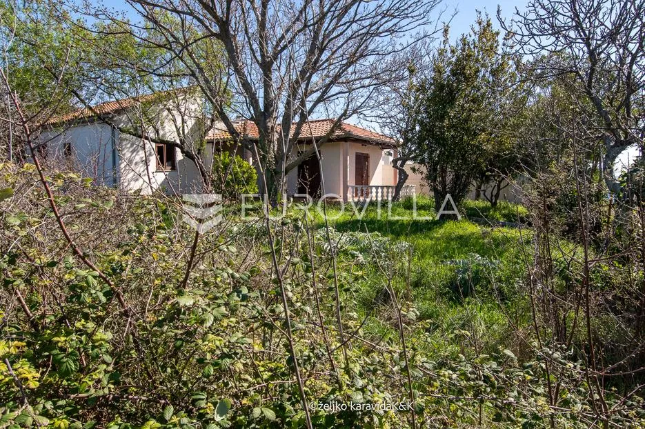zadar, karma, kuća s vrtom na izvrsnoj lokaciji prvi red uz more, 111 m² - slika 7