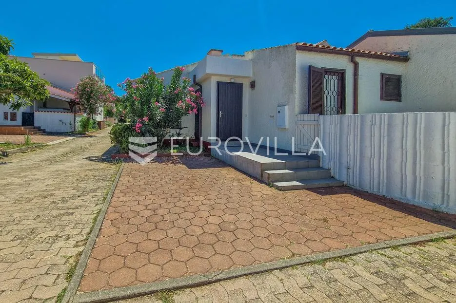 istra, poreč, okolica, prizemnica od 102m2 s 3 spavaće sobe na 400m od plaže - slika 15