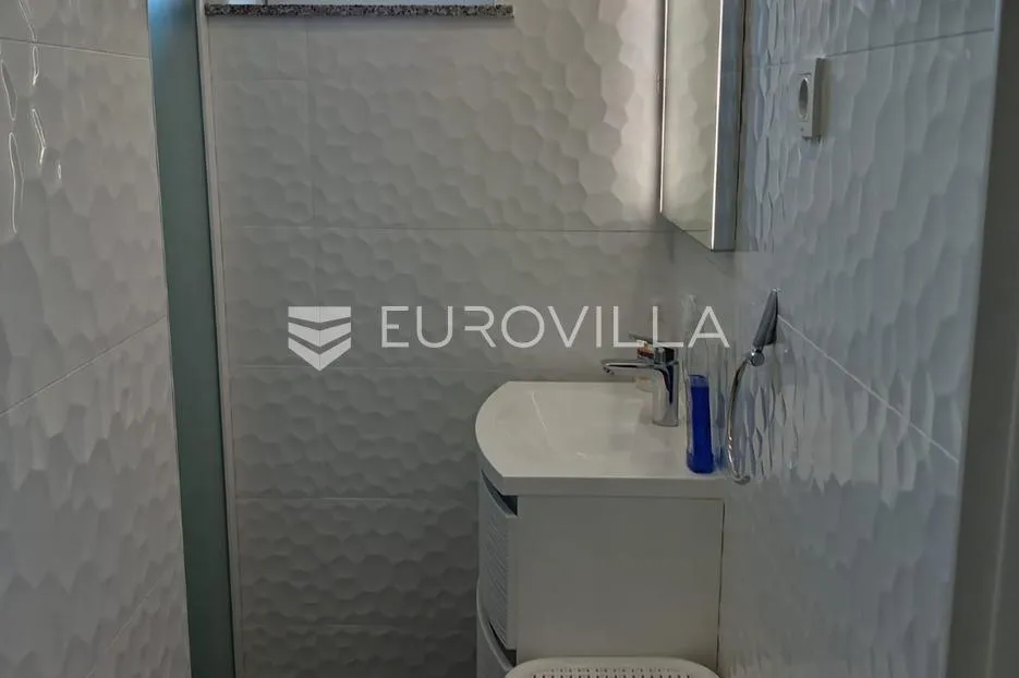 zadar, vrsi kuća s pogledom na more - slika 6