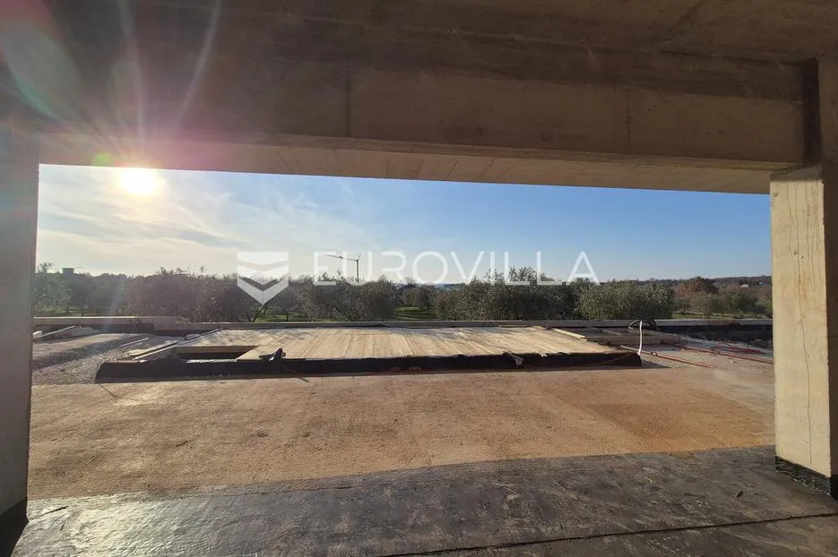 istra, poreč, luksuzna vila na 400m od mora - slika 4