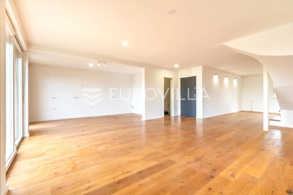 zagreb, odra, dvoetažni četverosobni stan 190 m2 - slika 2