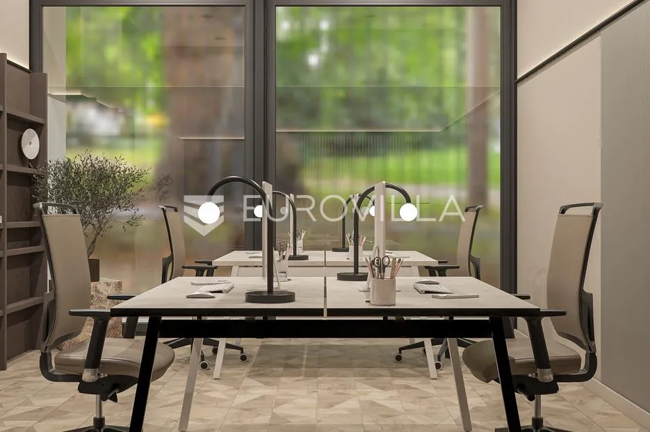 Zagreb, Radnička cesta, središte poslovne zone, poslovni prostor 120 m² u prizemlju poslovne zgrade