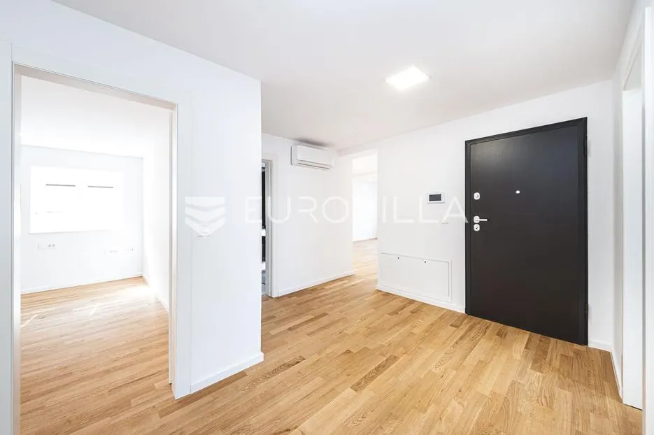 zaprešić, centar, četverosoban stan 160 m² s 4 parkirna mjesta, novogradnja - slika 18