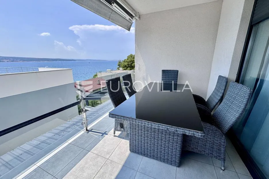 crikvenica, ekskluzivan trosoban stan 102,61 m², samo 50 m do mora, pogled na more - slika 3