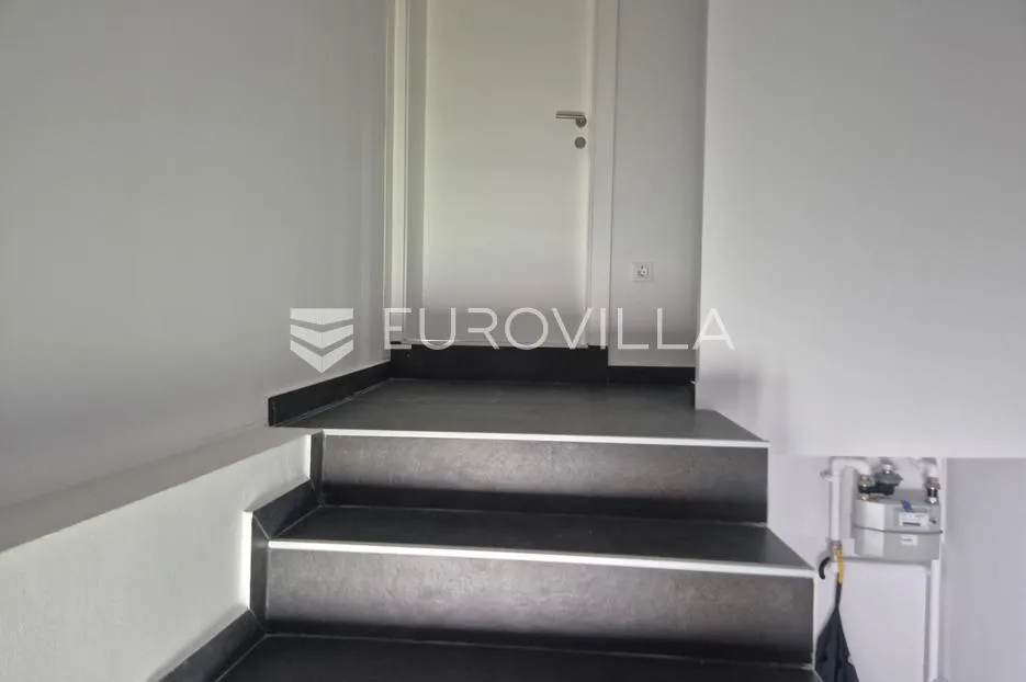 zagreb, gornja dubrava, dvosoban stan nkp 95 m2 - slika 11