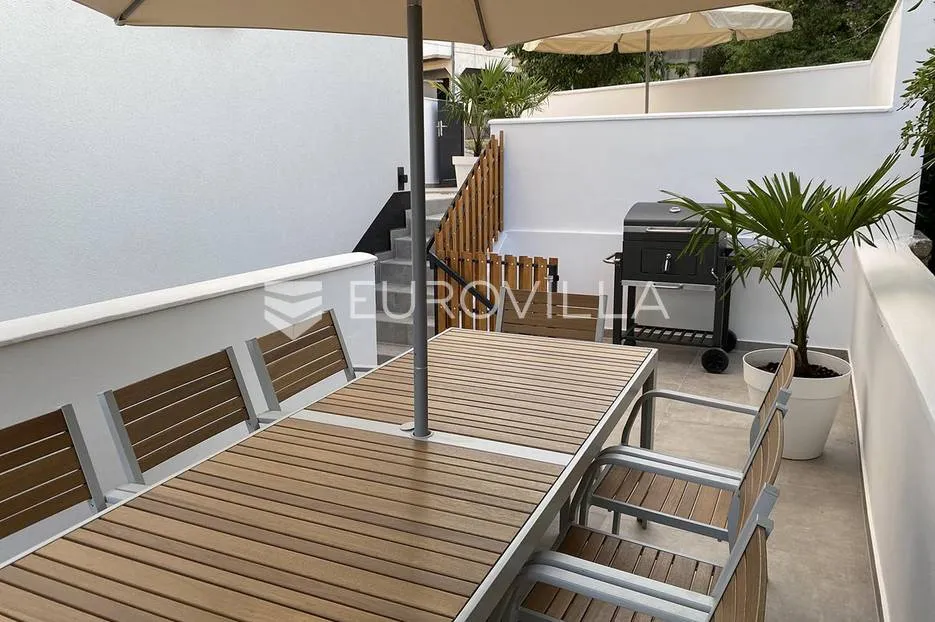 istra, premantura, kuća sa 3 luksuzna apartmana i pogledom na more, nkp 315 m2 - slika 22