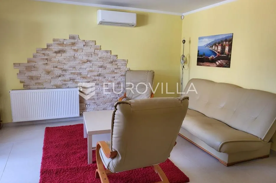istra, okolica višnjana, apartmanska kuća 500 m² s bazenom i 4 stambene jedinice - slika 11