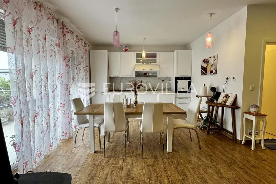 istra, novigrad, stan 120 m² krovna terasa 150 m²,na top lokaciji 500 m od centra grada - slika 5