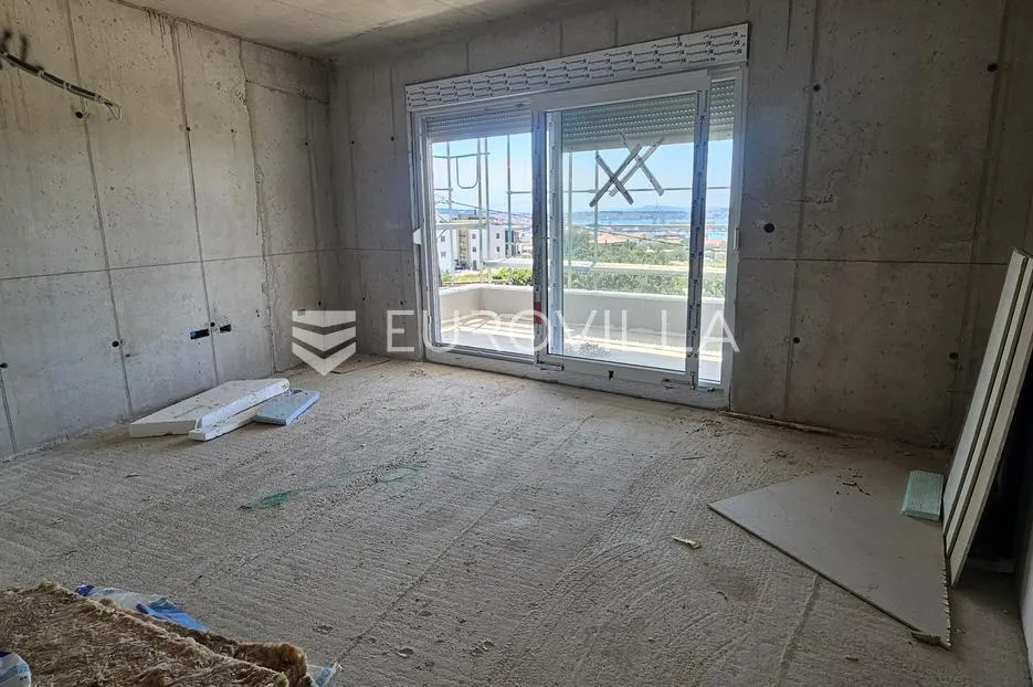 seget donji, stan 66,3 m² na 1. katu s parkirnim mjestom i pogledom na more - slika 8