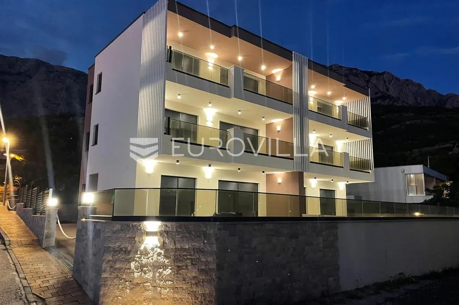 Promajna, luksuzna dvojna kuća s pogledom na more, blizu centra i plaže - Promajna, Baška Voda