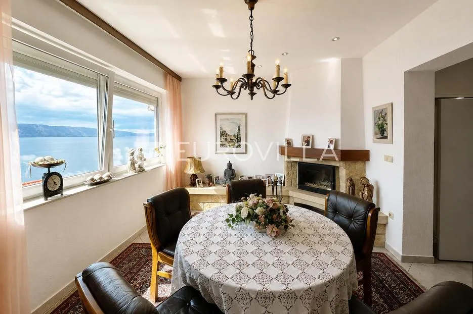 senj, četverosoban stan,155,85 m² s garžom i pogledom na more - slika 6