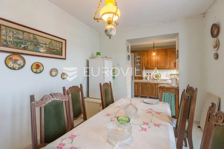 istra, buje, stambeno poslovna kuća 750m2 u centru grada - slika 14