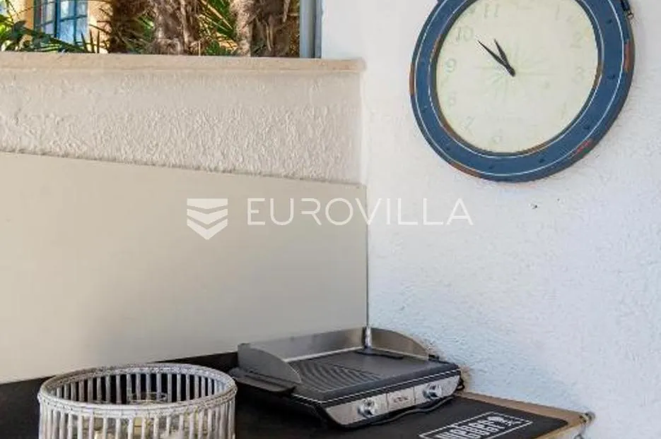 opatija, centar, najam, moderan trosoban stan od 80 m² s pogledom na more i vrtom - slika 19