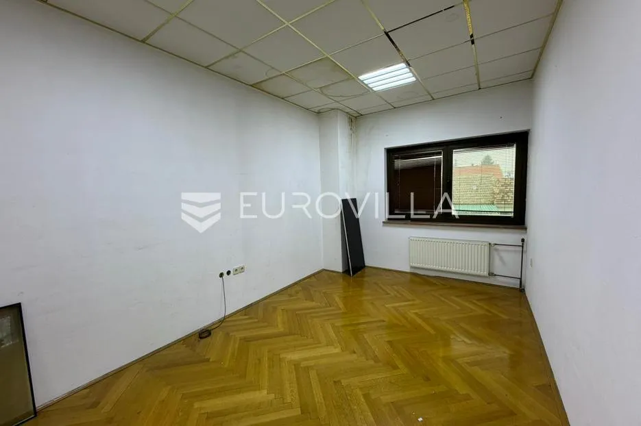 đakovo, centar, poslovni prostor na 3 etaže, 630 m² - slika 11