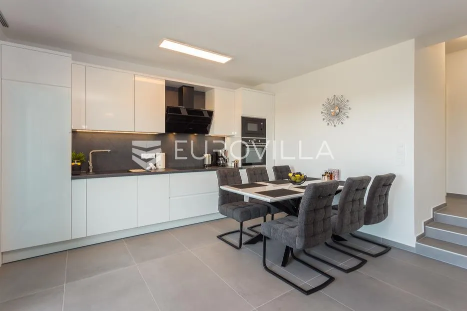 istra, štinjan, dugoročni najam stana 110 m² s tri spavaće sobe od listopada - slika 3