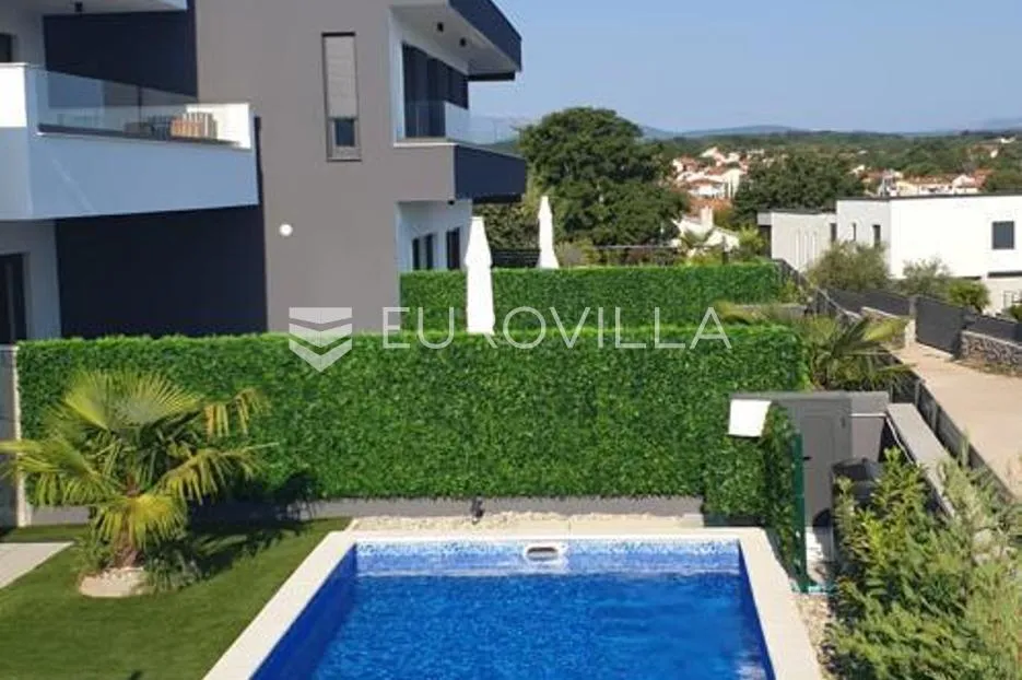 otok krk, malinska, luksuzna kuća s bazenom nkp 180m2 - slika 7