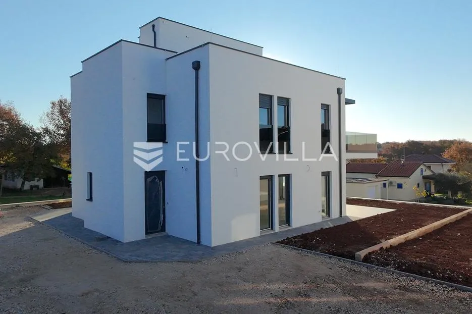 istra, novigrad, novogradnja, dvojna kuća 500 m od mora - slika 2