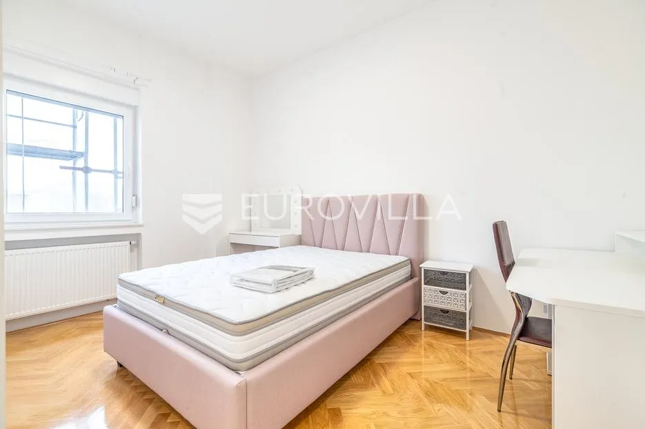 zagreb, donji grad, prekrasan peterosoban stan 132 m² - slika 6