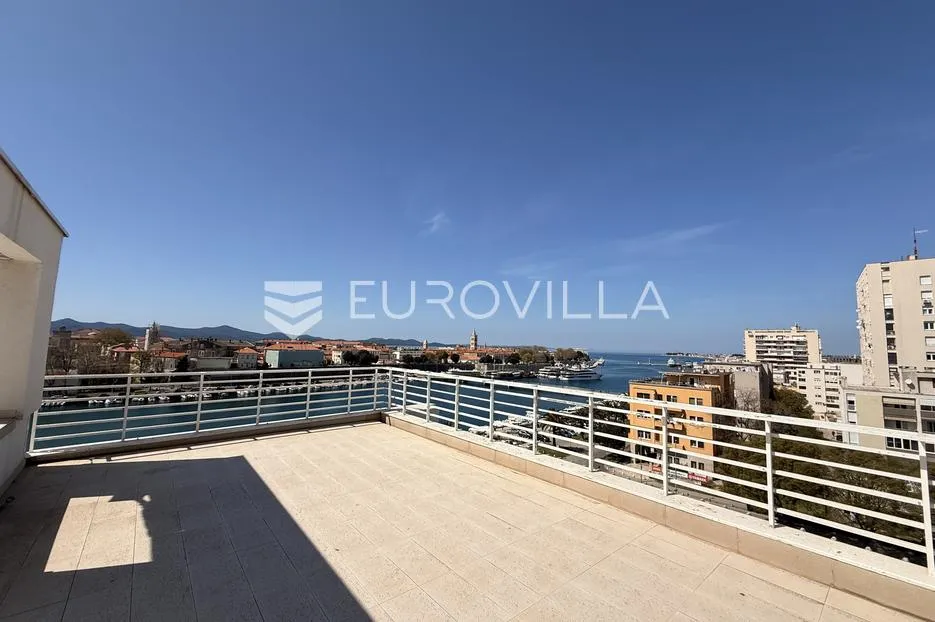 zadar, tiz, ekskluzivan penthouse s panoramskim pogledom na more, terasom, garažnim mjestom - slika 13