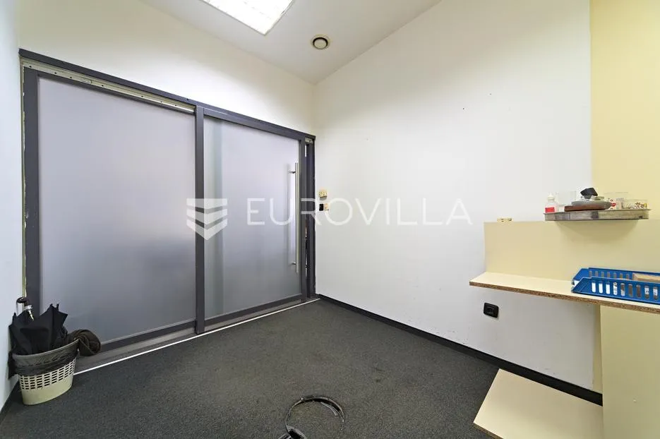 osijek, jug ii, prodaje se prizemni poslovni prostor površine 117 m² - slika 6