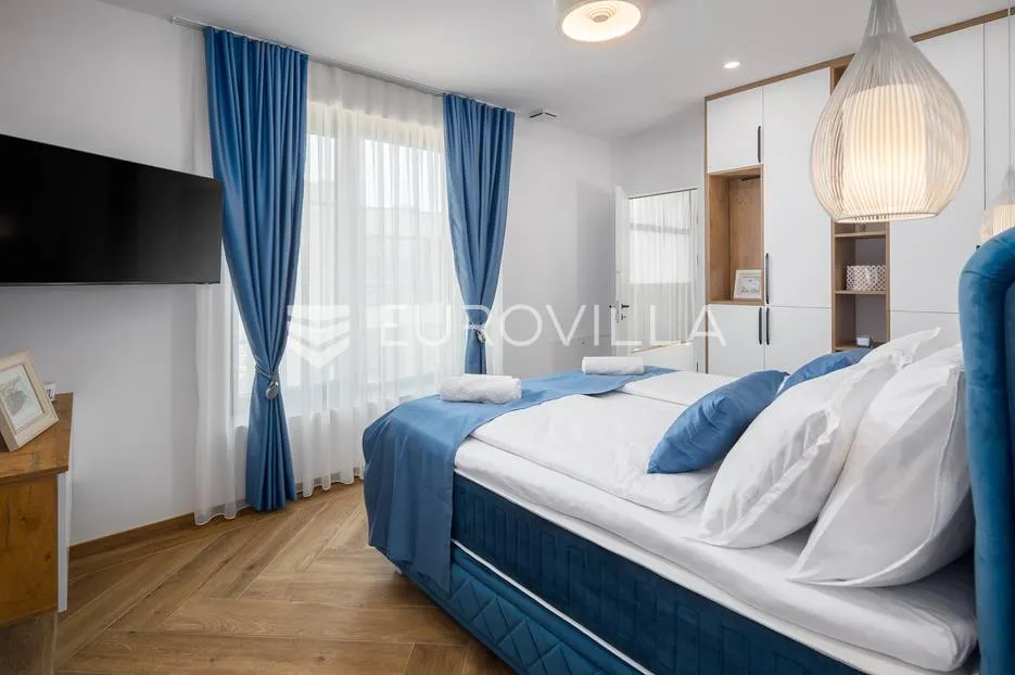 funtana, istra, moderna vila s bazenom, top lokacija - slika 16