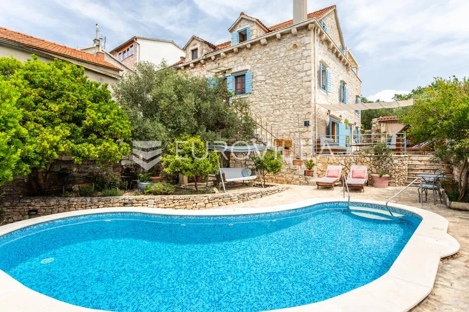 brač, milna, jedinstvena kamena vila na odličnoj lokaciji - slika 2