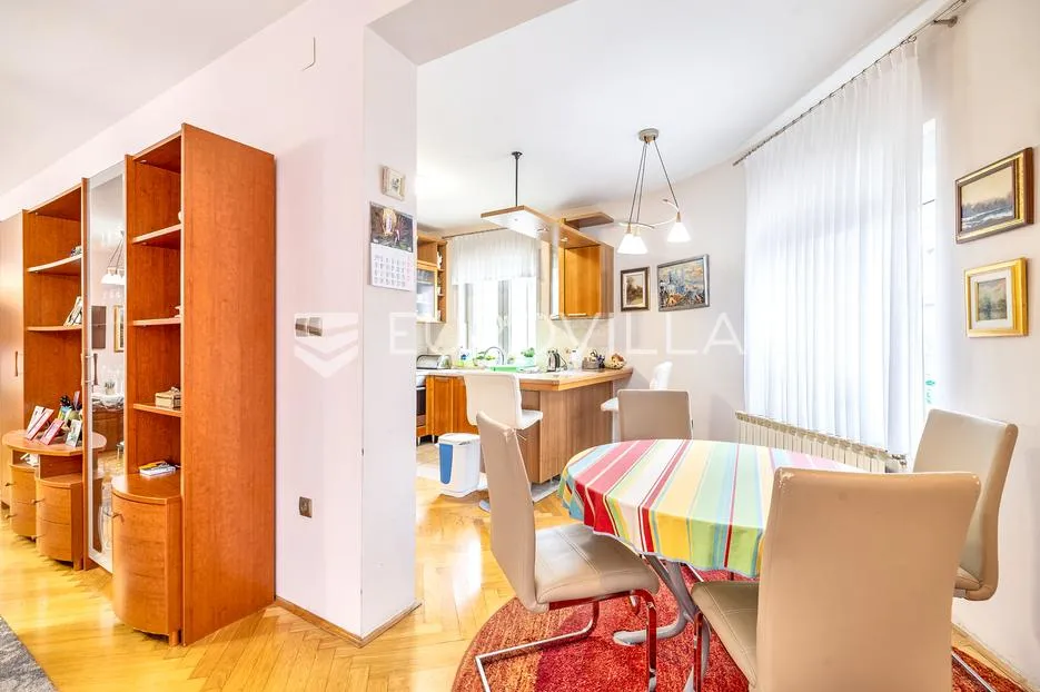 zagreb, črnomerec, prekrasna obiteljska kuća bruto površine 382 m² - slika 5