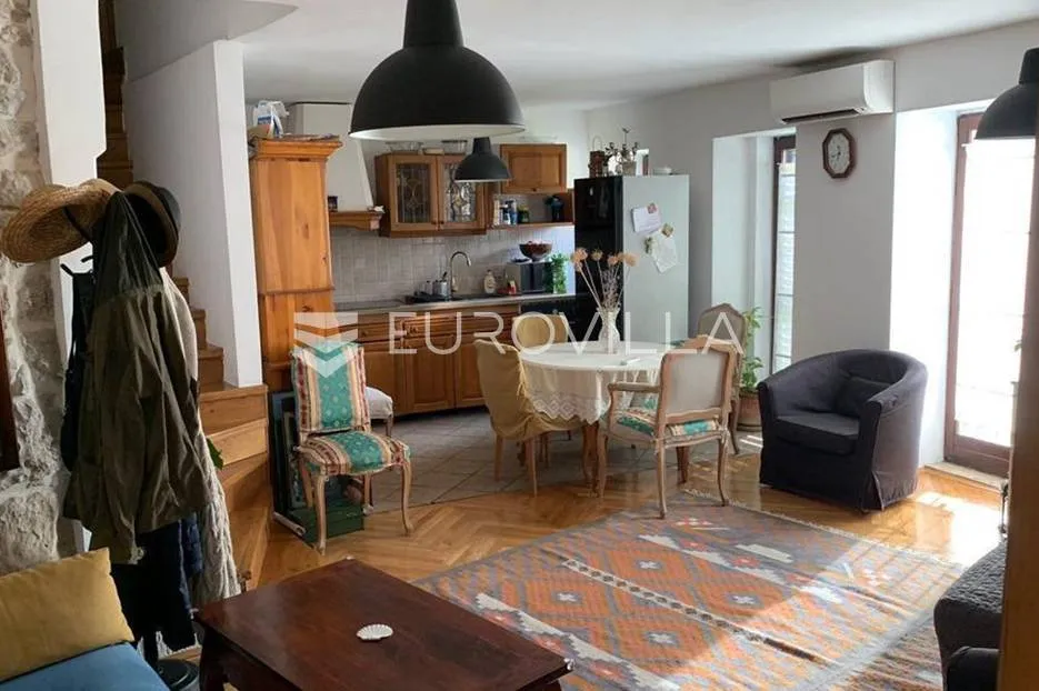 istra, rovinj, kuća u nizu, u centru grada sa pogledom na more - slika 6