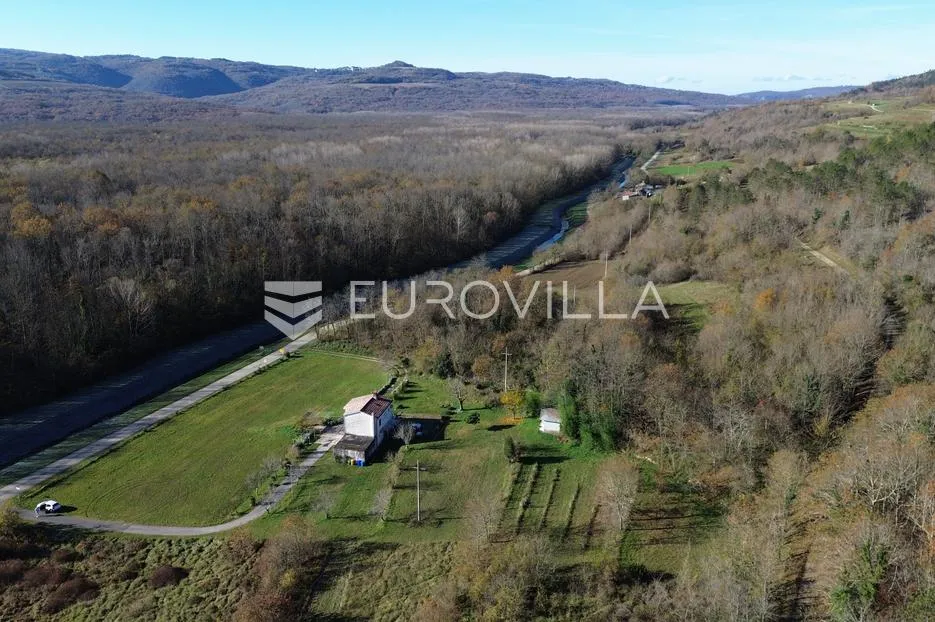 motovun, livade, prilika prostrano građevinsko zemljište - slika 20