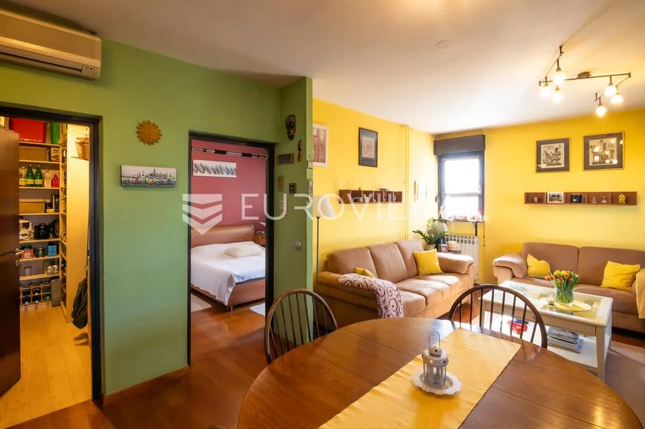 zagreb, sloboština, prostran četverosoban stan, neto površine 93 m² - slika 6