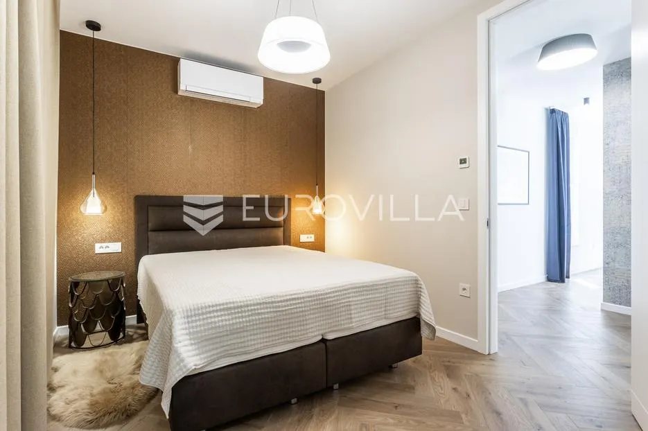 vodice, luksuzna vila s bazenom, novogradnja, parcela 480 m² - slika 20