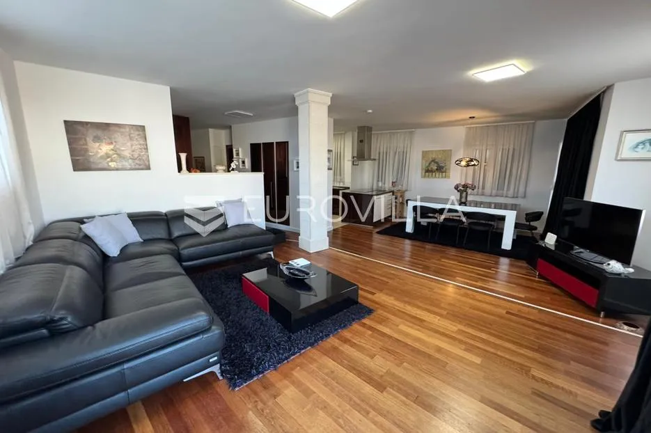 brač, bol, penthouse na atraktivnoj lokaciji - slika 1