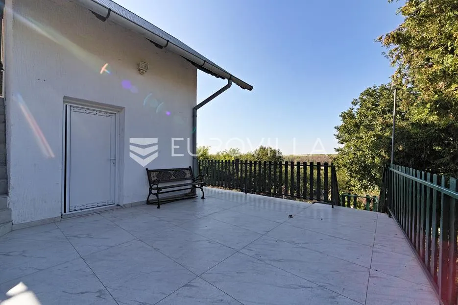 aljmaš, prodaje se lijepa i uređena vikendica površine 87 m² - slika 10