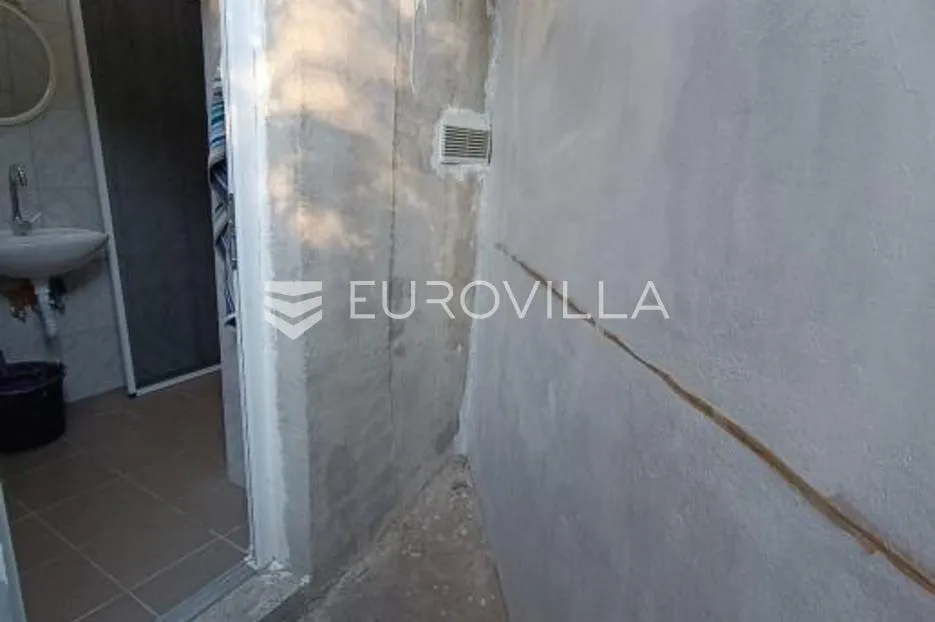 rijeka, potok, stan 31 m2, prizemlje, renoviran - slika 11