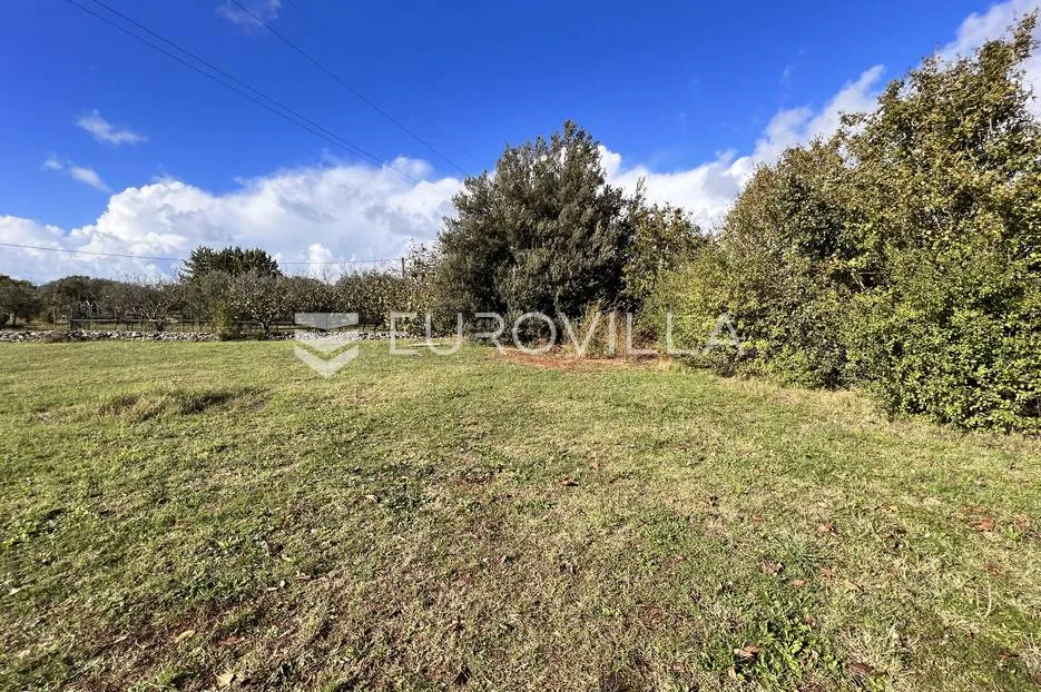 istra, rovinj - prekrasna parcela 800 m2 s pogledom na more - slika 3