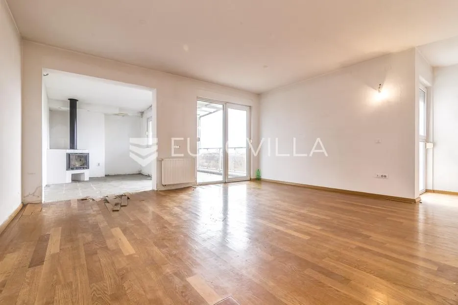 zagreb, vrapče, jačkovina, četverosoban dvoetažan stan 173 m² - slika 3