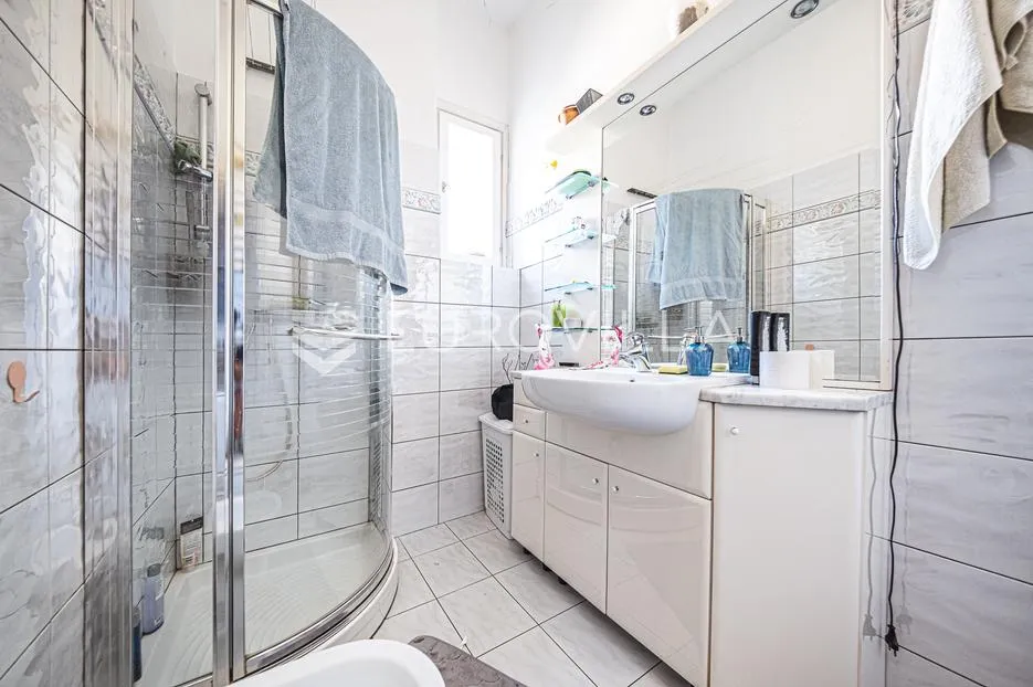zagreb, centar, deželićeva ulica, prekrasan peterosoban stan 135 m² - slika 10