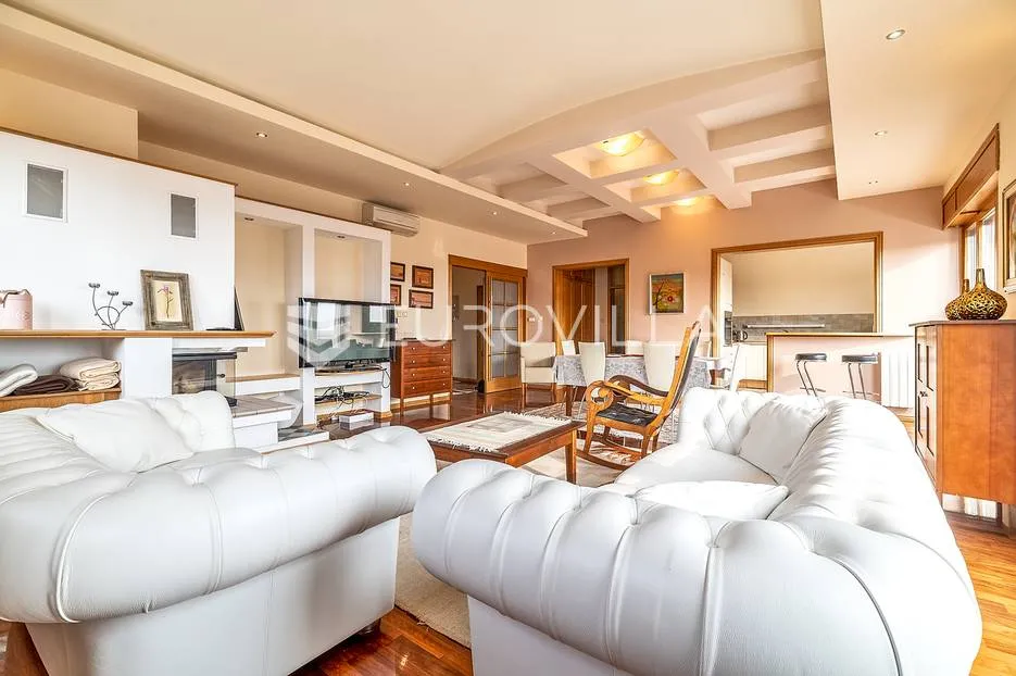 zagreb, pantovčak luksuzan trosoban penthouse 180 m² - slika 3