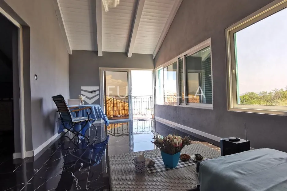 zadar, mali iž prekrasna kuća 280 m² - slika 9