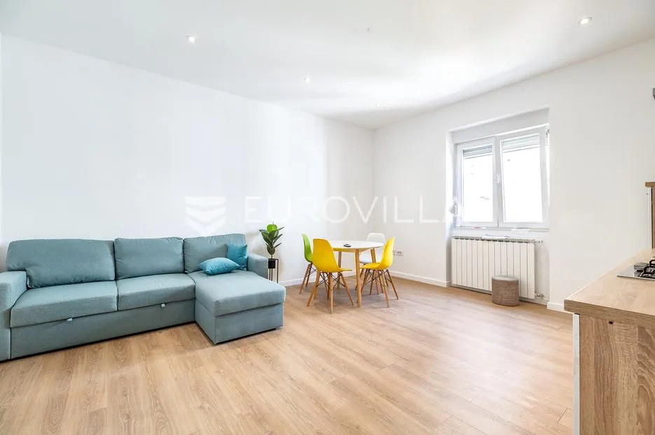 Zagreb, Centar, odličan trosobni stan u obnovljenoj zgradi, 68 m² - Donji grad