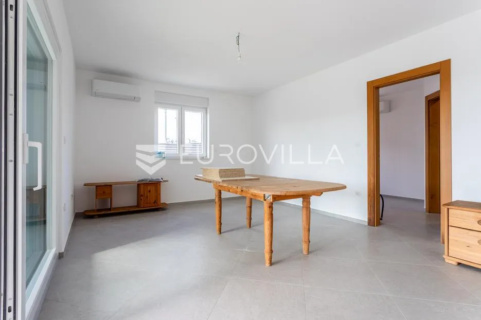 primošten, moderan stan, 83,05 m² - slika 5