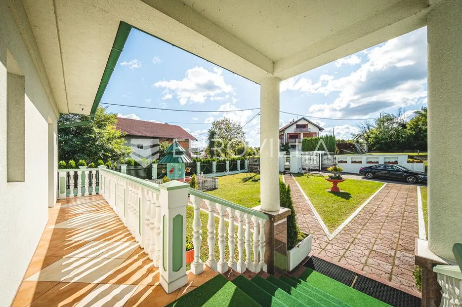 donja pušća, elegantna obiteljska kuća, 396 m2 brp - slika 10
