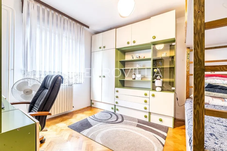 zagreb, maksimir, komforan četverosoban stan 120 m² - slika 8