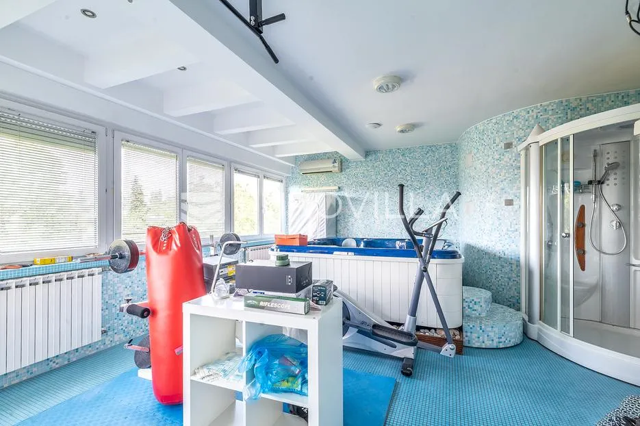 zagreb, srebrnjak, dvoetažni peterosobni stan 198,85 m² - slika 5