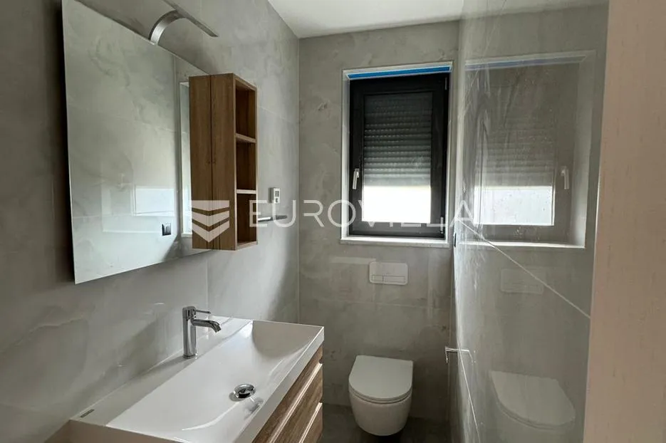 opatija, pobri, troetažni stan u novogradnji 269,38 m² - slika 10