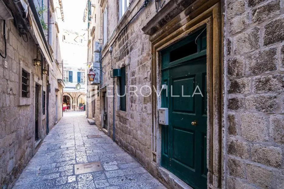 dubrovnik, stari grad, četri apartmana - slika 14