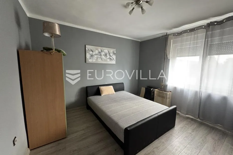 đakovo, sjever, dvije kuće sa poslovnim prostorom 250 m2 - slika 10