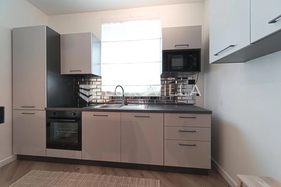 osijek, jug 2, najam nove i potpuno nekorištene garsonjere površine 27 m², 1. kat - slika 7