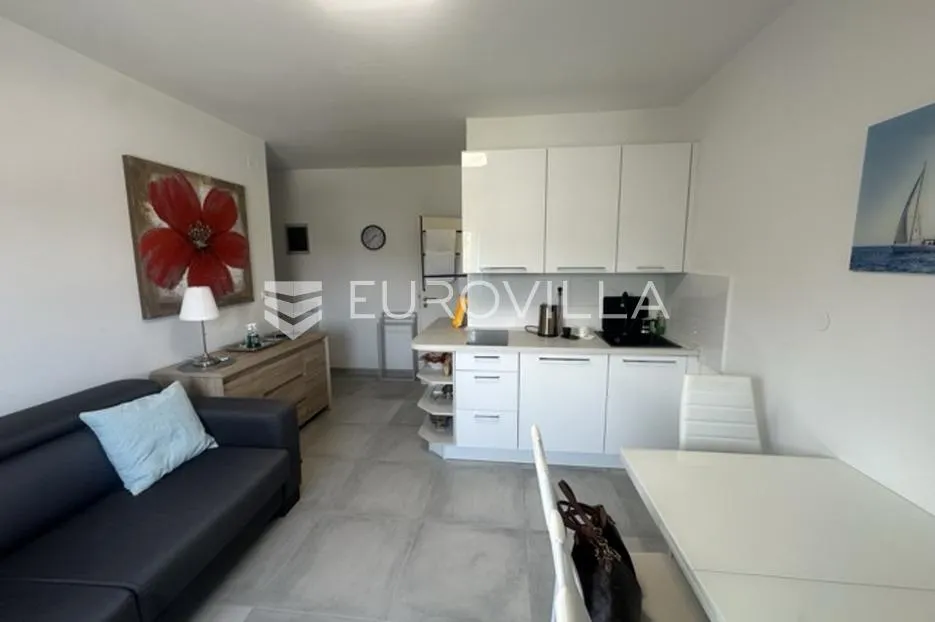istra, medulin, elegantan i ugodsn stan 37 m², jedna spavaća soba, 500 m od mora - slika 8