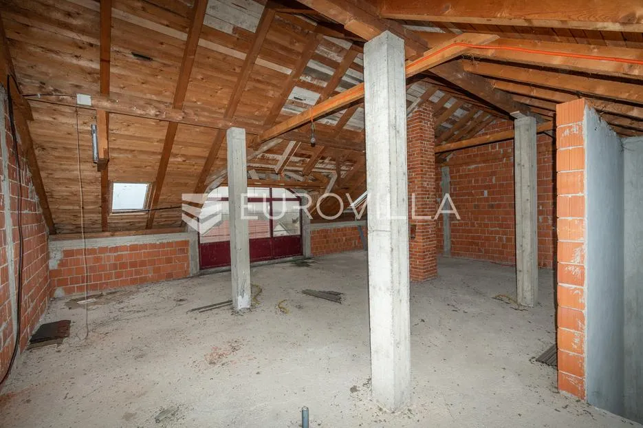 satnica đakovačka, 2 kuće 300 m² i 146 m², odlična investicija - slika 22